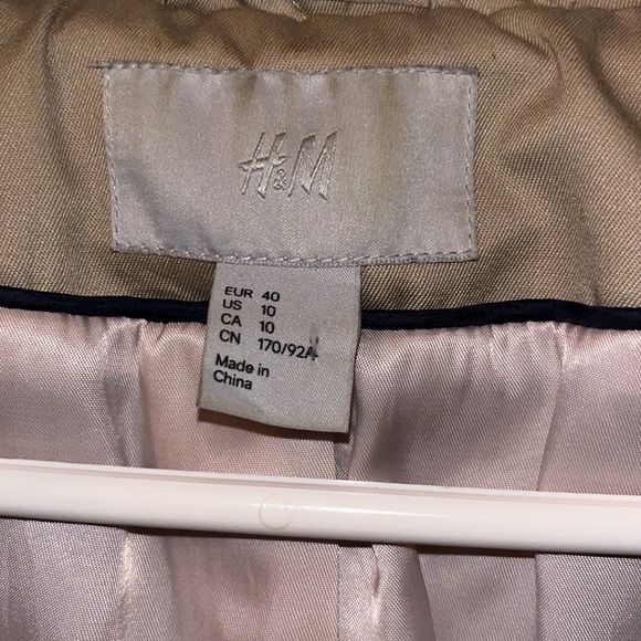 H&M trench coat - Picture 2 of 6